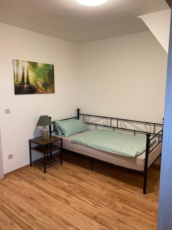 Familienfreundliche Ferienwohnung Anna Rollshausen Ngoại thất bức ảnh